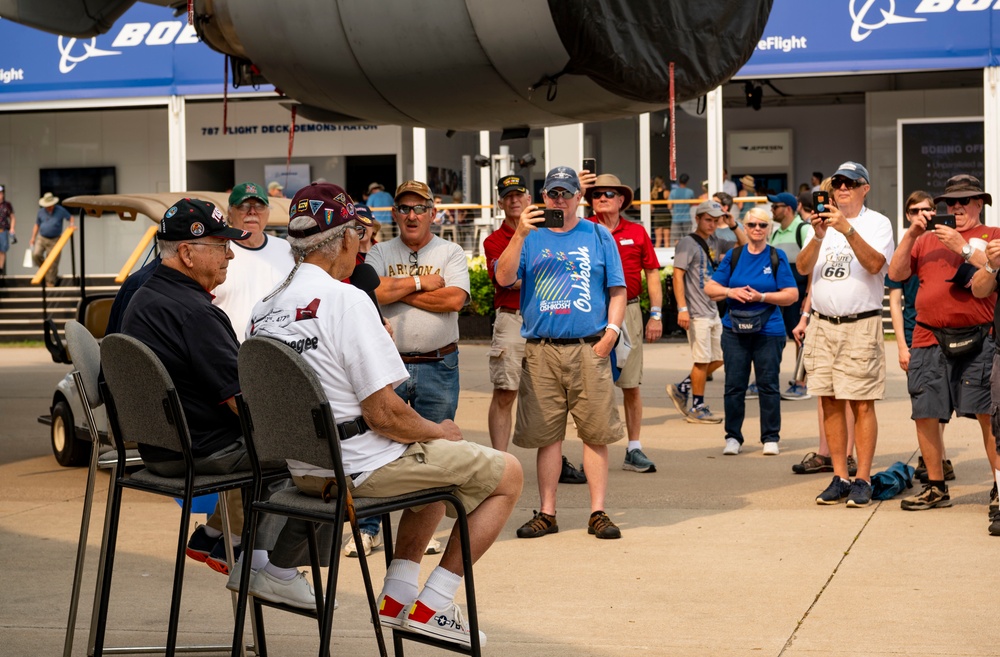 Tuskegee Airmen visit EAA AirVenture Oshkosh 21
