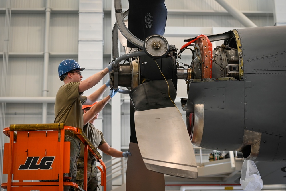 C-130 Propeller Change