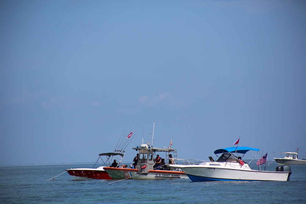 DVIDS Images Coast Guard, FWC conduct boardings during sport
