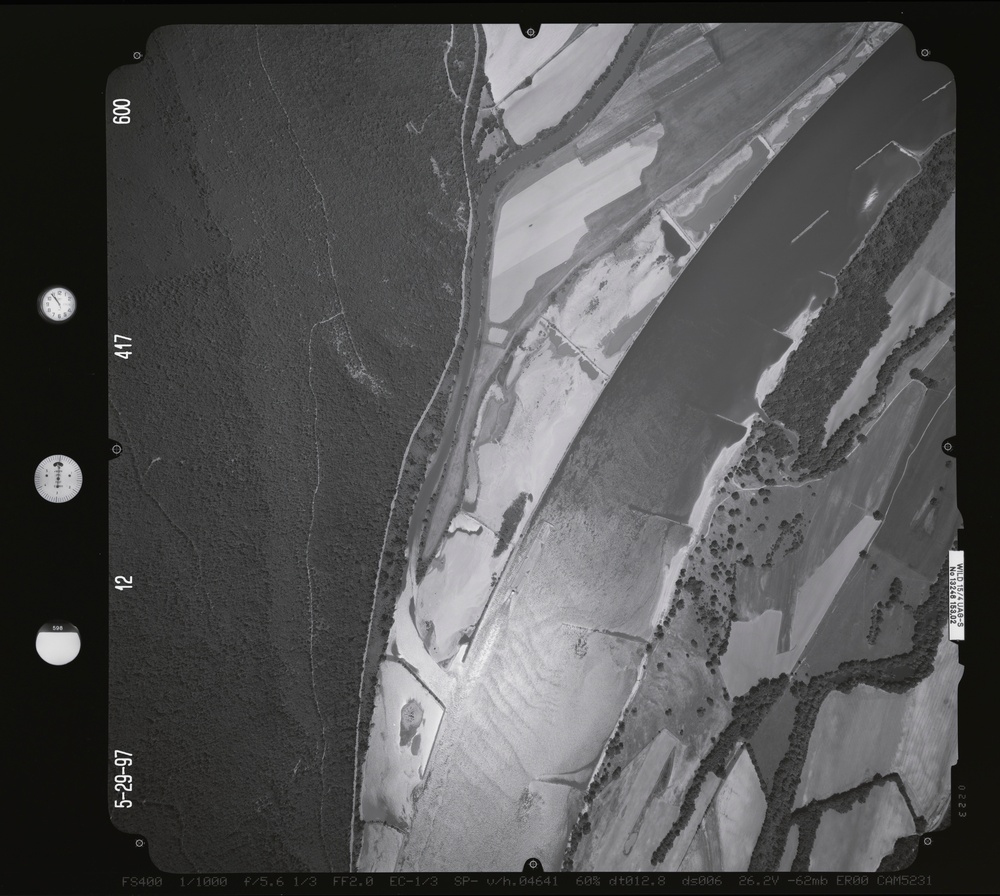 083115.088 - Arkansas River.417.4