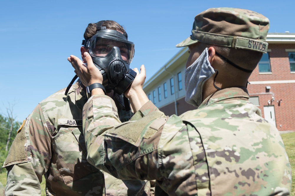 141st Medical Company, 118th Medical Battalion Health Care Specialists conduct training