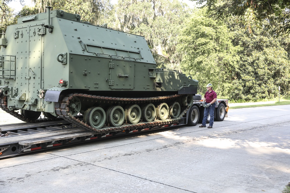 Fort Stewart’s 2nd armored brigade receives its first set of M109A7s and M992A3s.