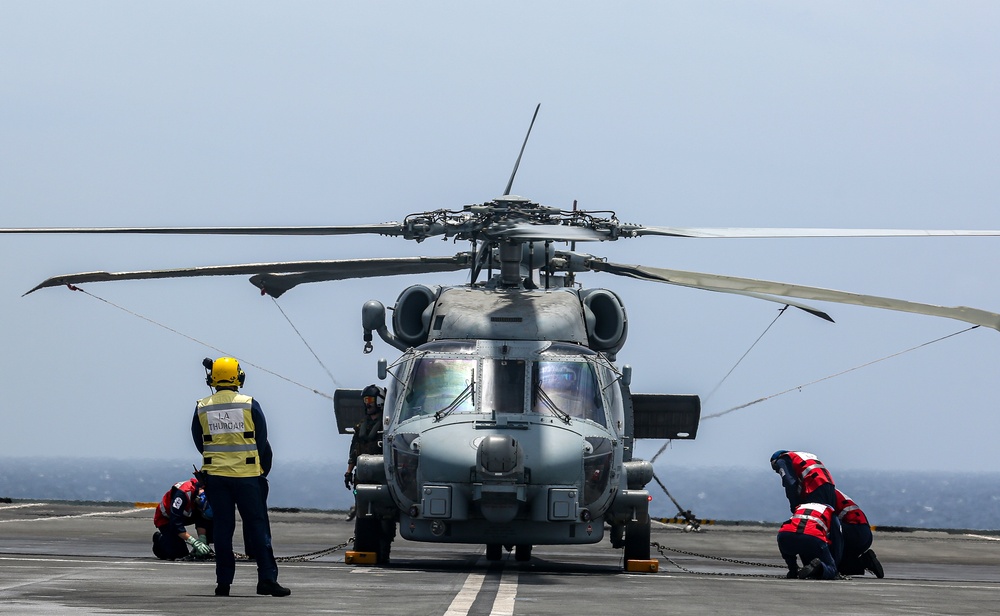 HSM-75 Visits HMS Queen Elizabeth