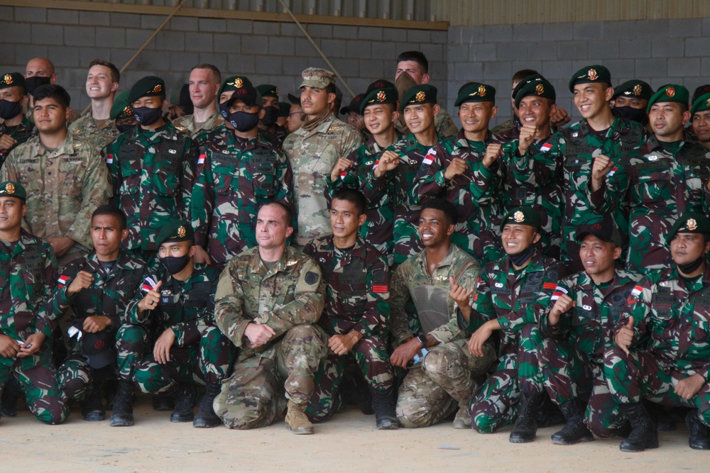 Paratroopers Pin Indonesian Soldiers