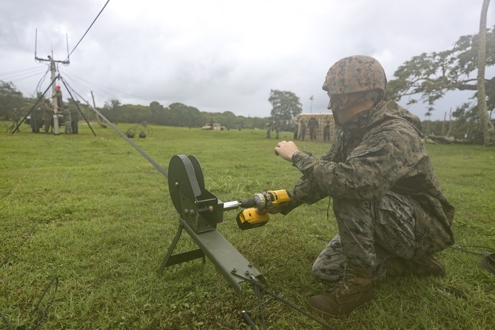 Marines with MACS-4 set up a Tactical Air Operations Center