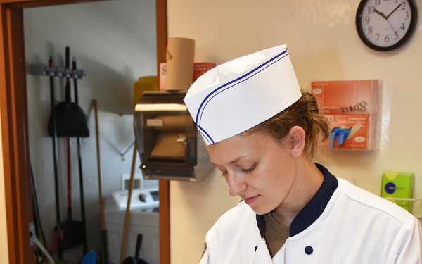 NAVSUP FLC Norfolk Baking Class