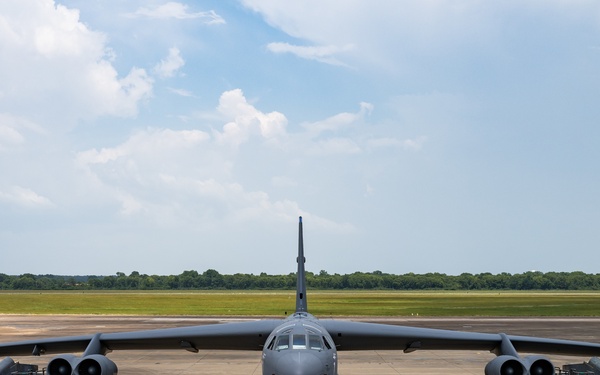 B-52H and its weaponry