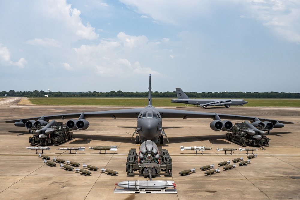 B-52H and its weaponry