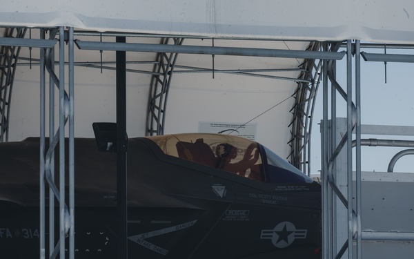 3rd MAW Commanding General's Final Flight