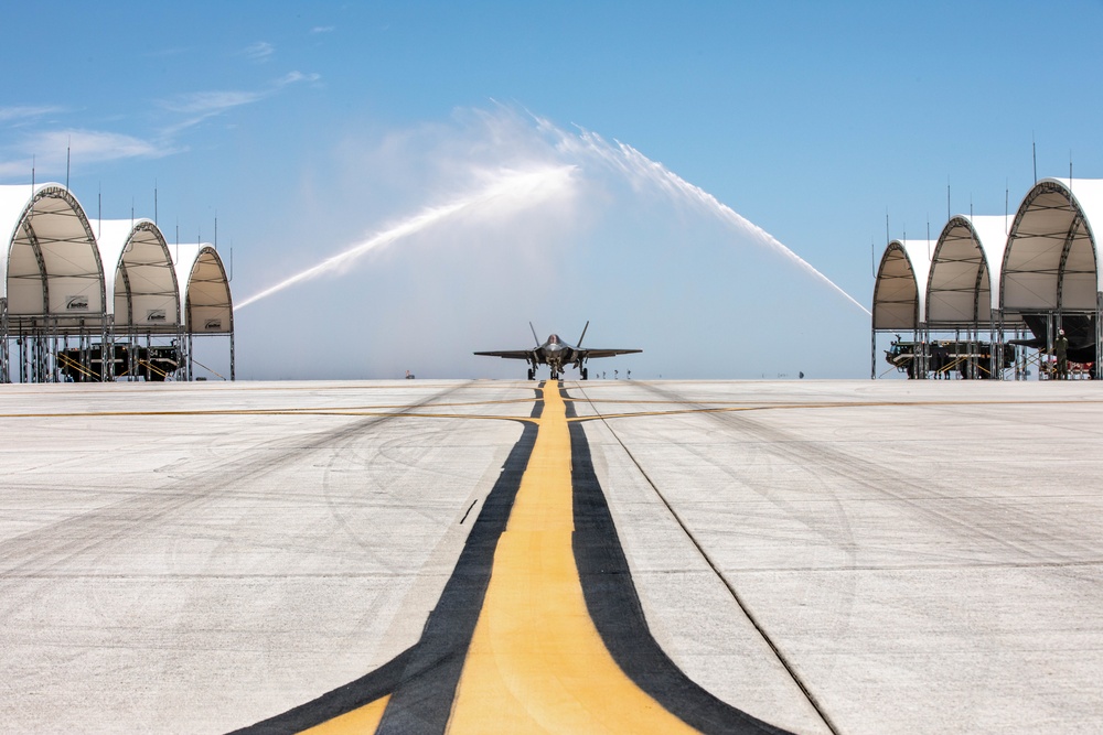 3rd MAW Commanding General's Final Flight