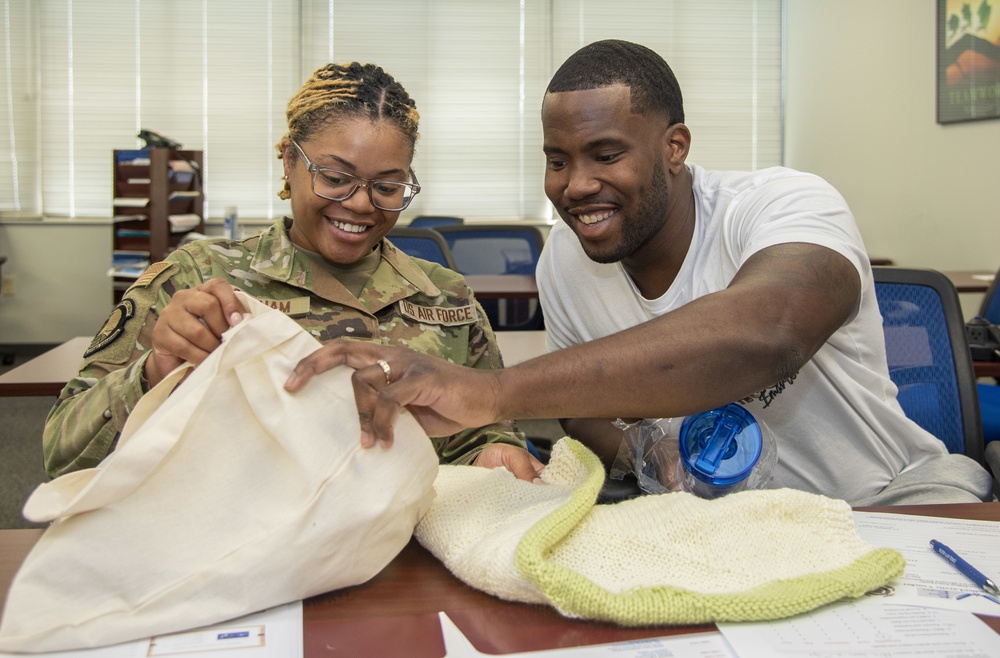 A&amp;FRC provides bundles of information to parents