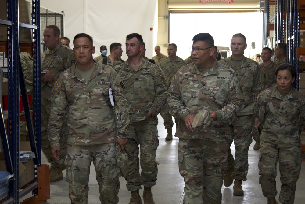 First Army CG conducts tour of NFHTX facilities by 4-393 TSBN