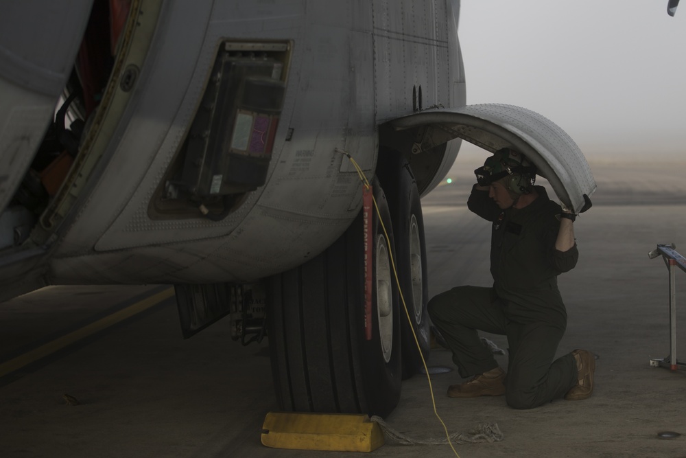 Talisman Sabre 21: U.S. Marines with VMGR-152 transport HIMAR
