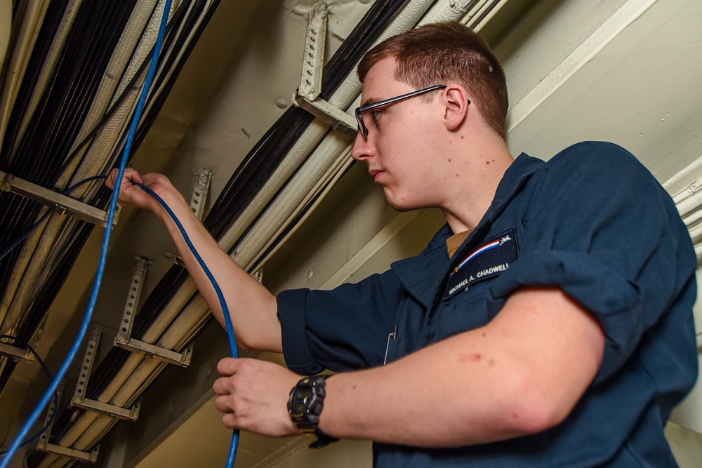 USS Ronald Reagan (CVN 76) Cable Installation