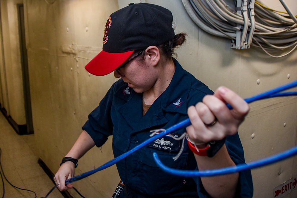 USS Ronald Reagan (CVN 76) Cable Installation