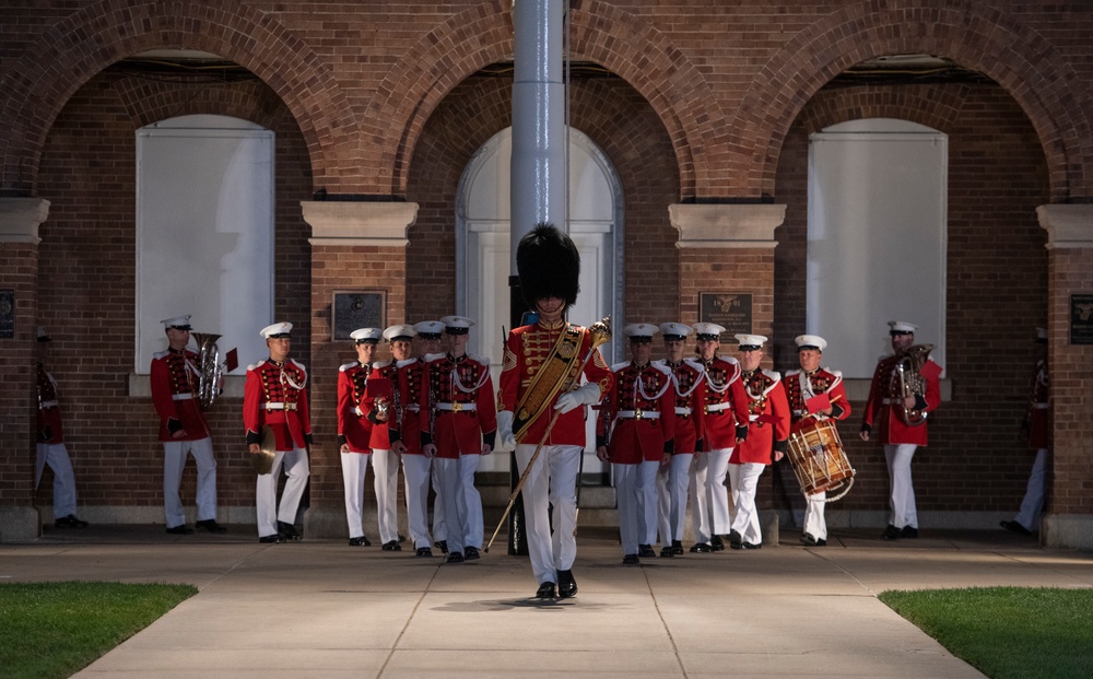 DSD Hicks attends Marine Barracks 8th and I Parade