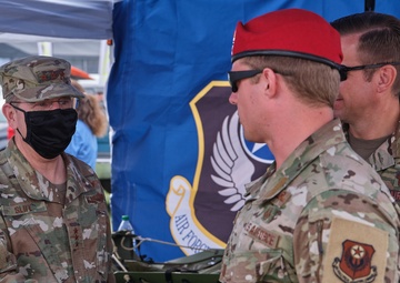 AFSOC Commander tours EAA AirVenture Oshkosh 2021