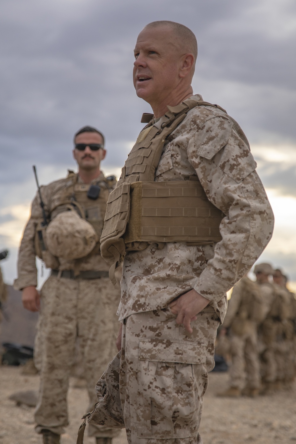 4th MARDIV CG Visits 2/23 Marines