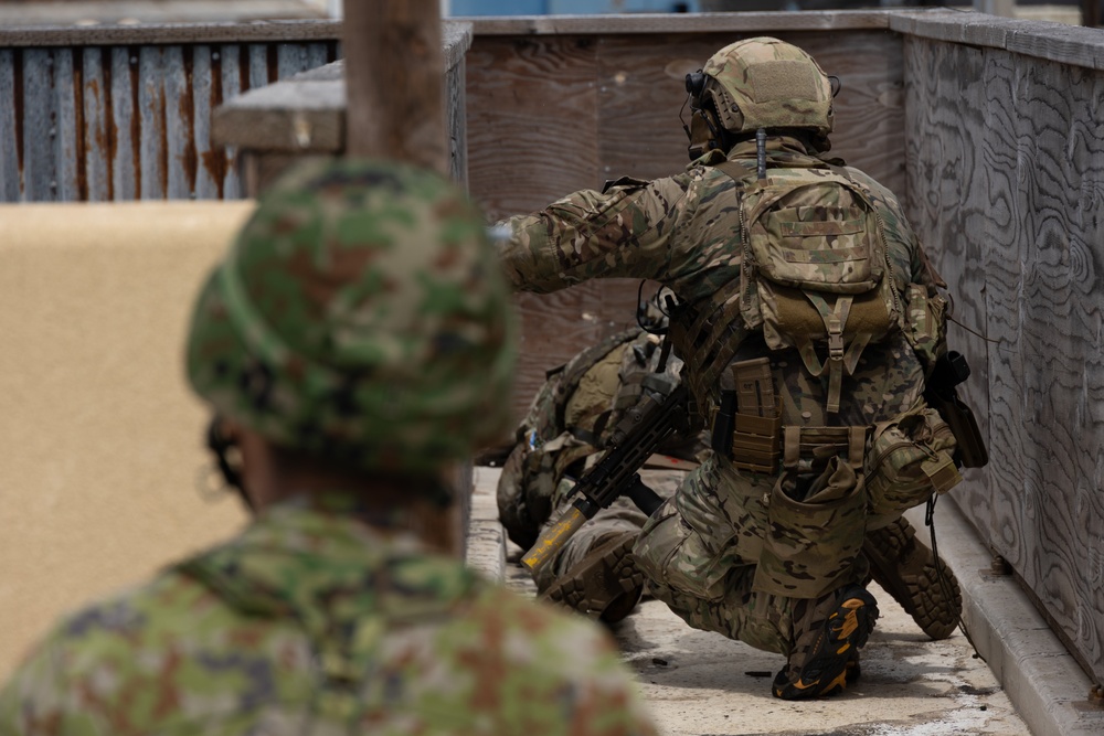 Defender Pacific 21: Special Forces Soldiers, JGSDF conduct bilateral operations in Guam