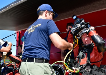 NAVFAC EXWC divers prepare for exercise as part of ANTX/CT21 event