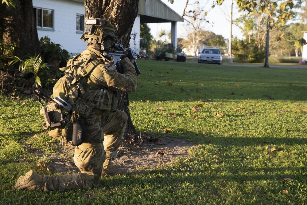 Talisman Sabre 21: Australian forces clear an airfield