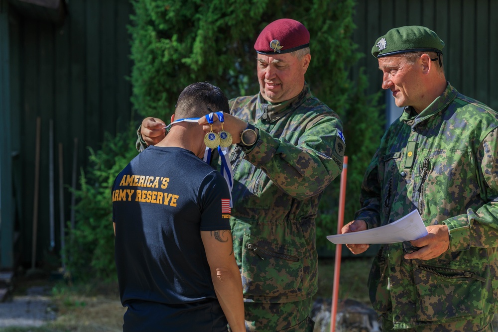 Maj. Nicole Dallocchio receives her medal