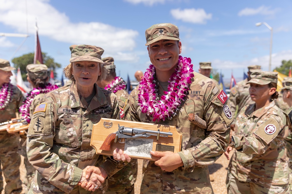 Brig. Gen. Mary Kreuger with newly announced 2021 U.S. Army Medical Command Soldier of the Year. Spc. Rodriguez