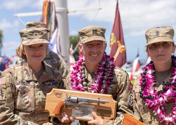 Brig. Gen. Mary Kreuger presents awards to the Regional Health Command Pacific; Winners 2021 Army Medicine Best Leader Competition
