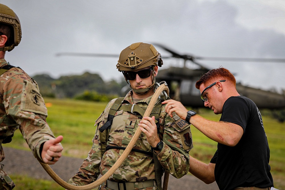 Lightning Academy rappelling certifications