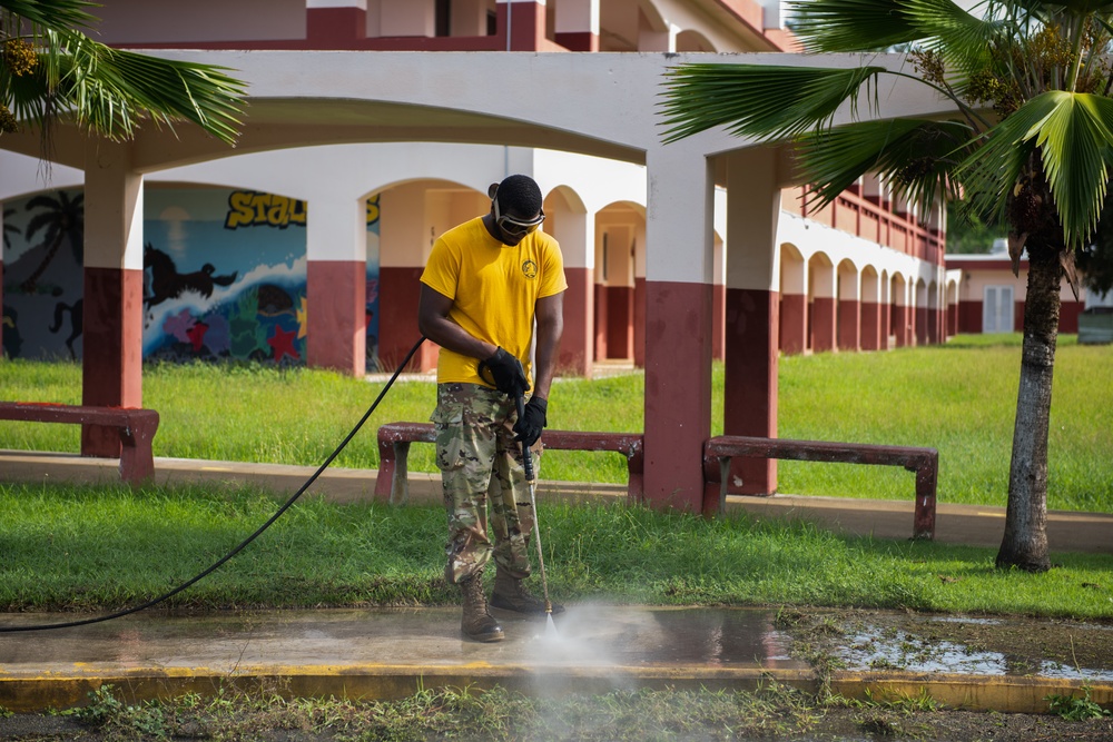 Airmen volunteer on Tinian