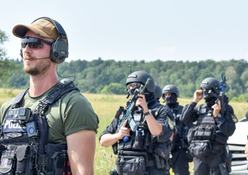 Host Nation Quick Reaction Unit trains at USAG Ansbach Training Area