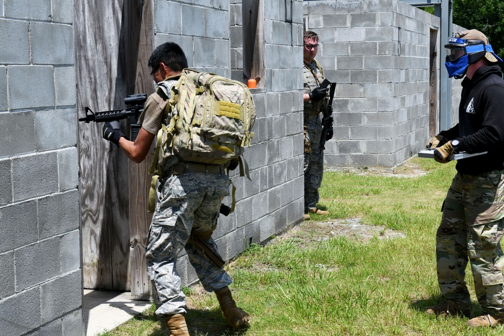 5th CBCSS Combat Readiness School provides ‘stress inoculations’