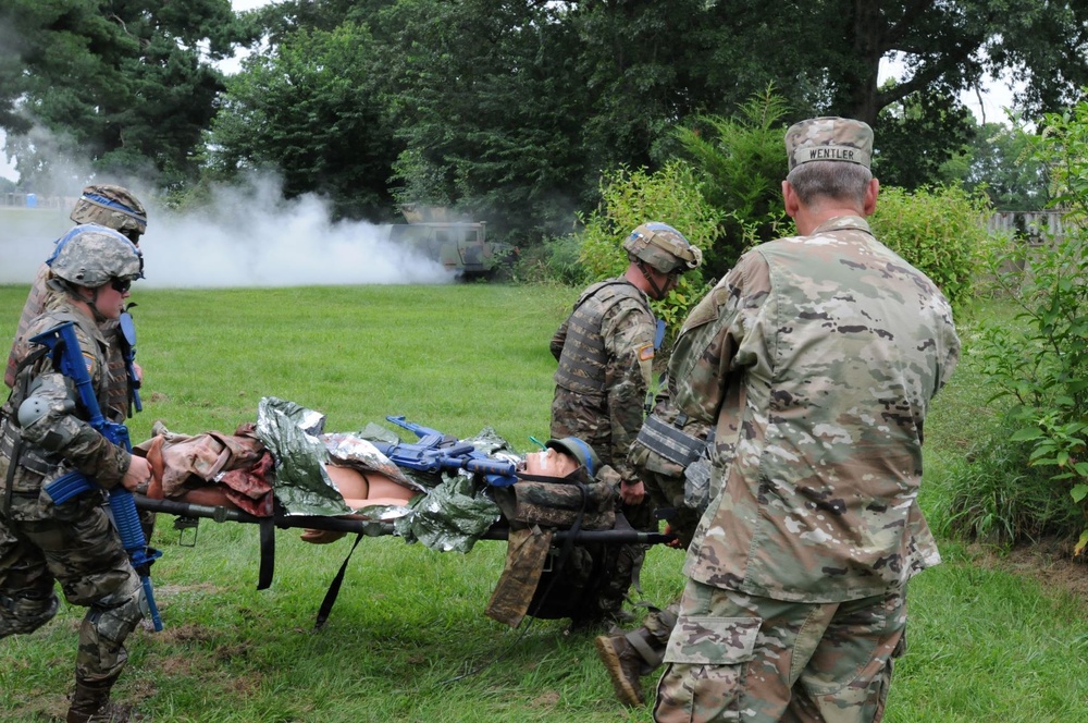 Fort Dix MSTC &quot;Combat Lifesaver Course&quot;