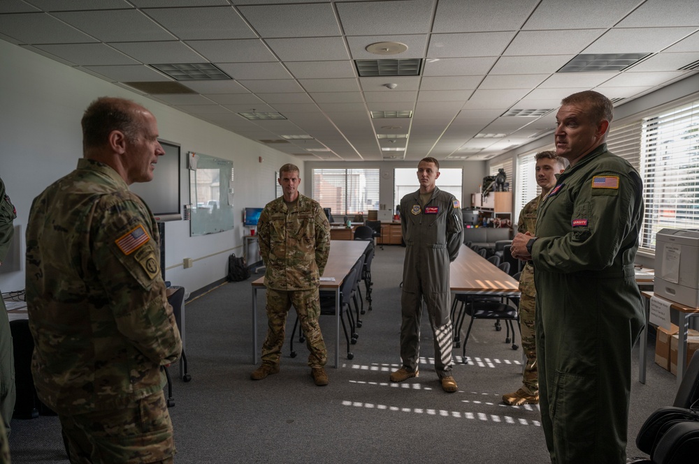 USTRANSCOM command team visits 39th AS; recognizes efforts
