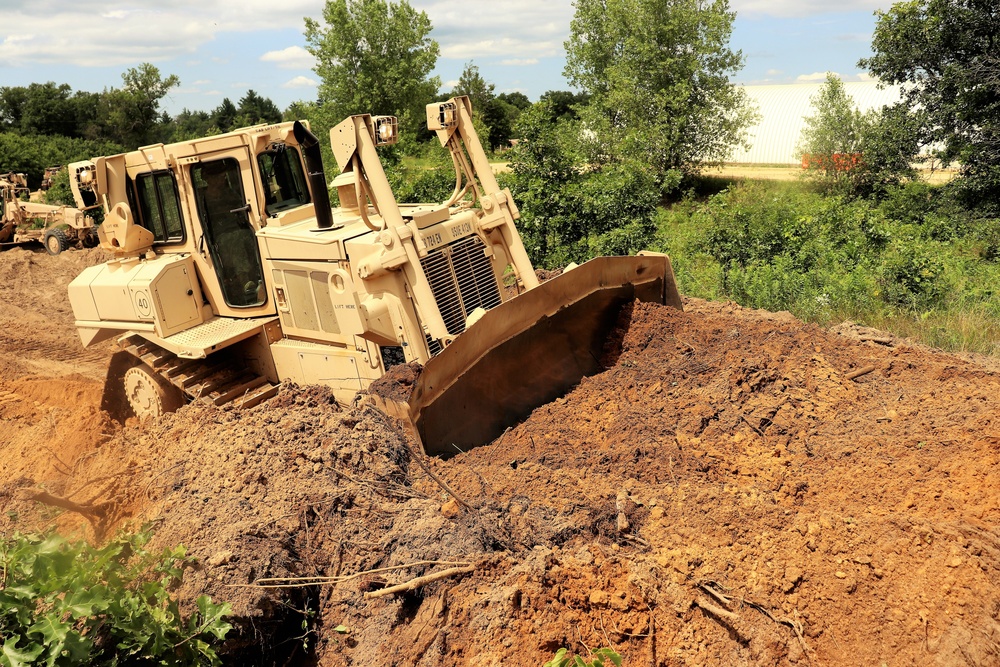 Wisconsin National Guard engineer unit supports heavy lifting for Fort McCoy troop project