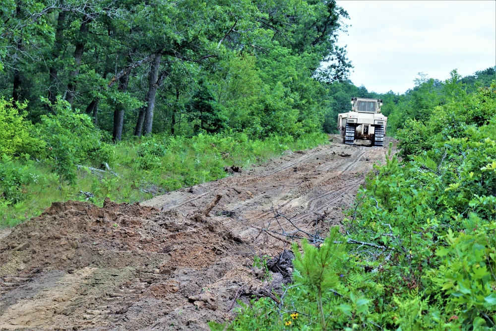 Wisconsin National Guard engineer unit supports heavy lifting for Fort McCoy troop project