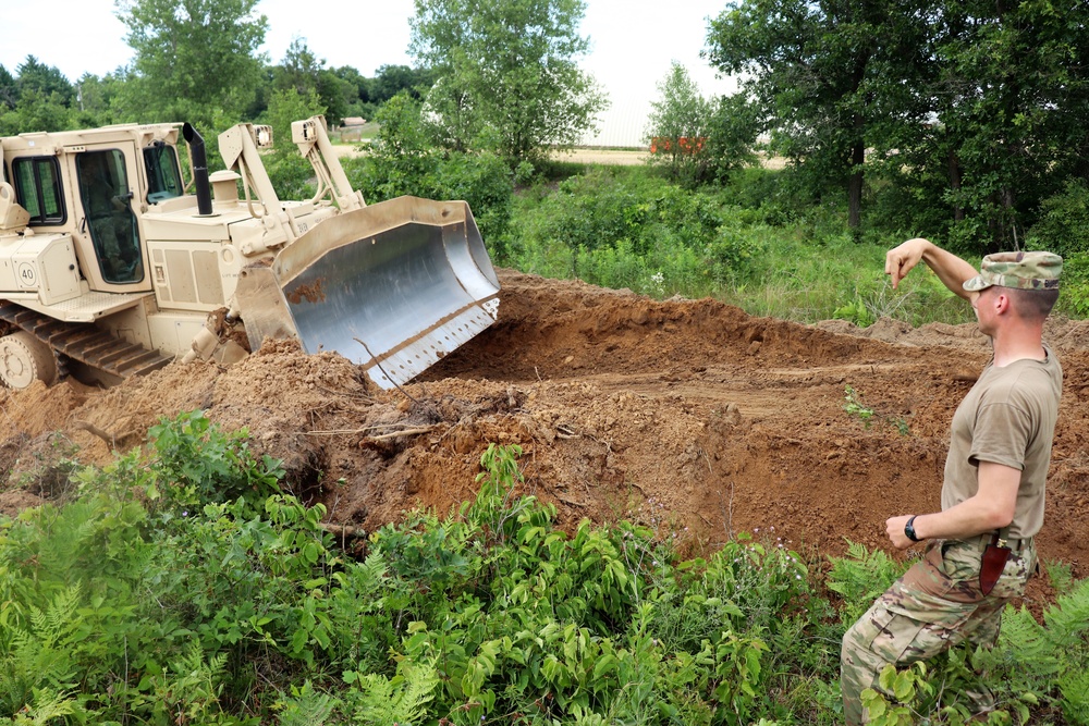 Wisconsin National Guard engineer unit supports heavy lifting for Fort McCoy troop project