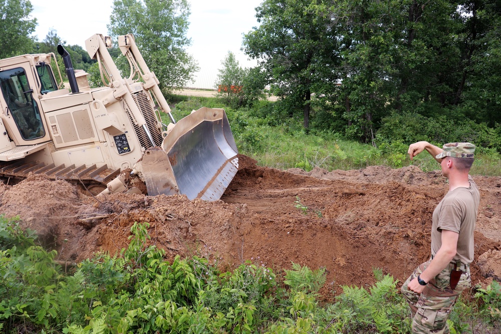 Wisconsin National Guard engineer unit supports heavy lifting for Fort McCoy troop project