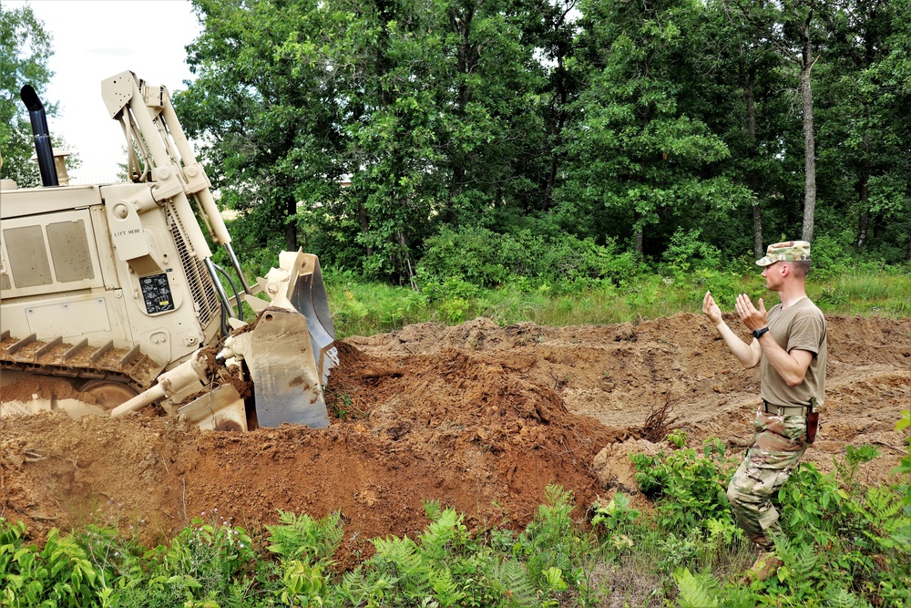 Wisconsin National Guard engineer unit supports heavy lifting for Fort McCoy troop project