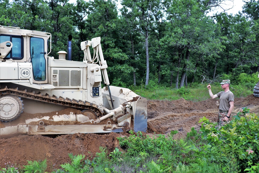 Wisconsin National Guard engineer unit supports heavy lifting for Fort McCoy troop project