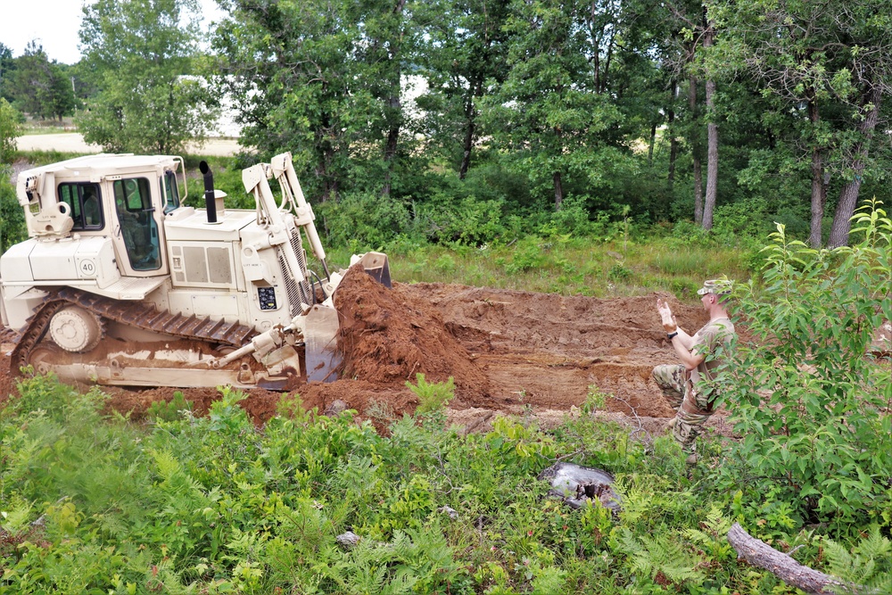 Wisconsin National Guard engineer unit supports heavy lifting for Fort McCoy troop project