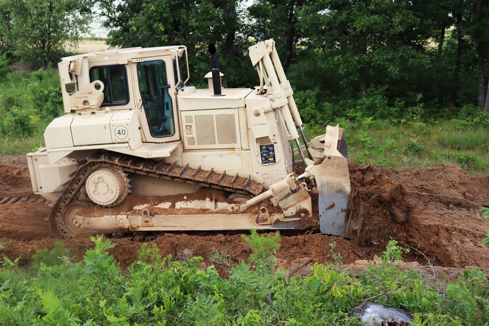 Wisconsin National Guard engineer unit supports heavy lifting for Fort McCoy troop project