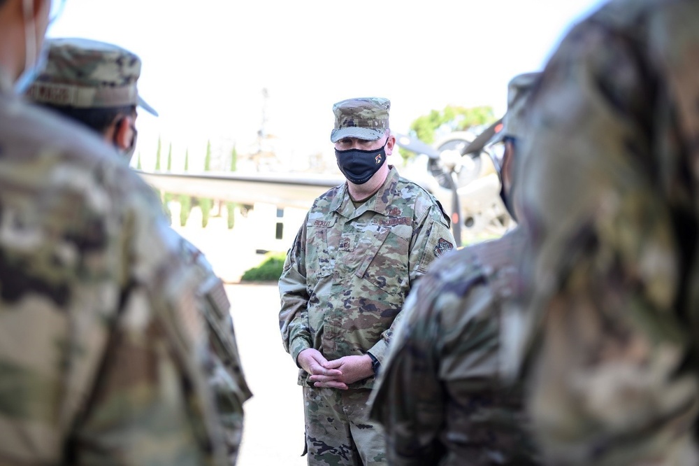 18th Air Force command chief visits Travis AFB