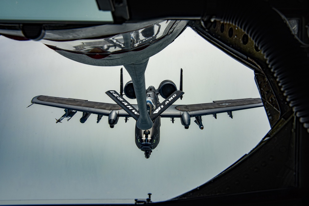 128th Air Refueling Wing Refuels A-10's