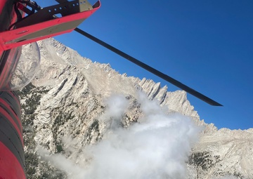 Chinook crew rescues three from Mt. Whitney