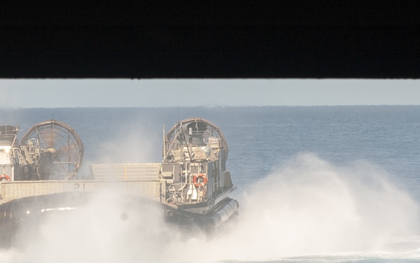 Talisman Sabre 2021 LCAC Ops Aboard USS New Orleans