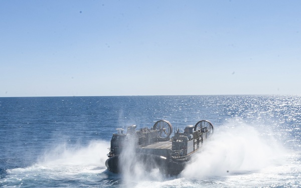 Talisman Sabre 2021 LCAC Ops Aboard USS New Orleans