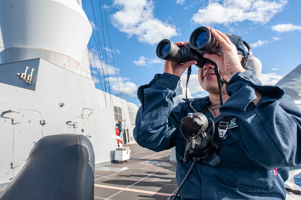 USS New Orleans Navigates Hydrographer's Passage
