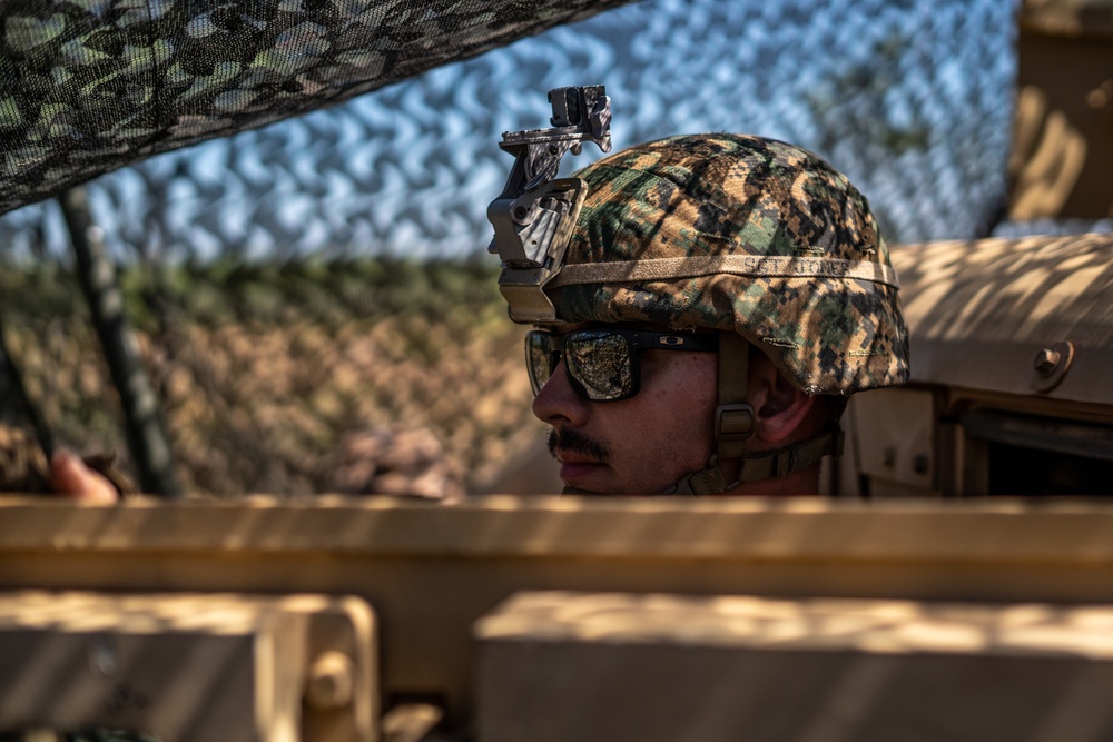 Bounding with the M240B machine gun