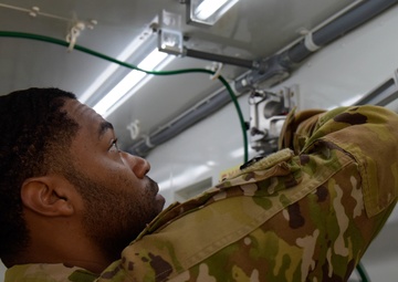 Polish military observes NPCL training